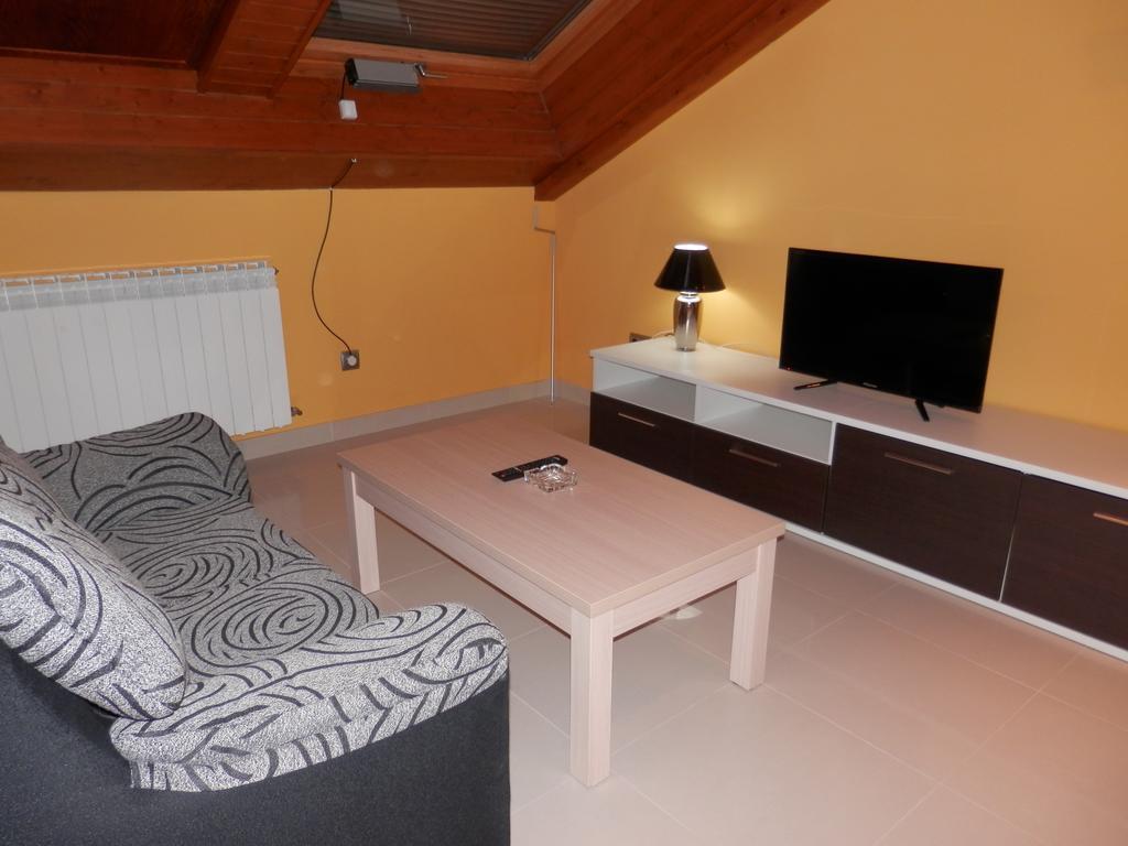 Apartamentos Monte Hernanz Ріаса Екстер'єр фото