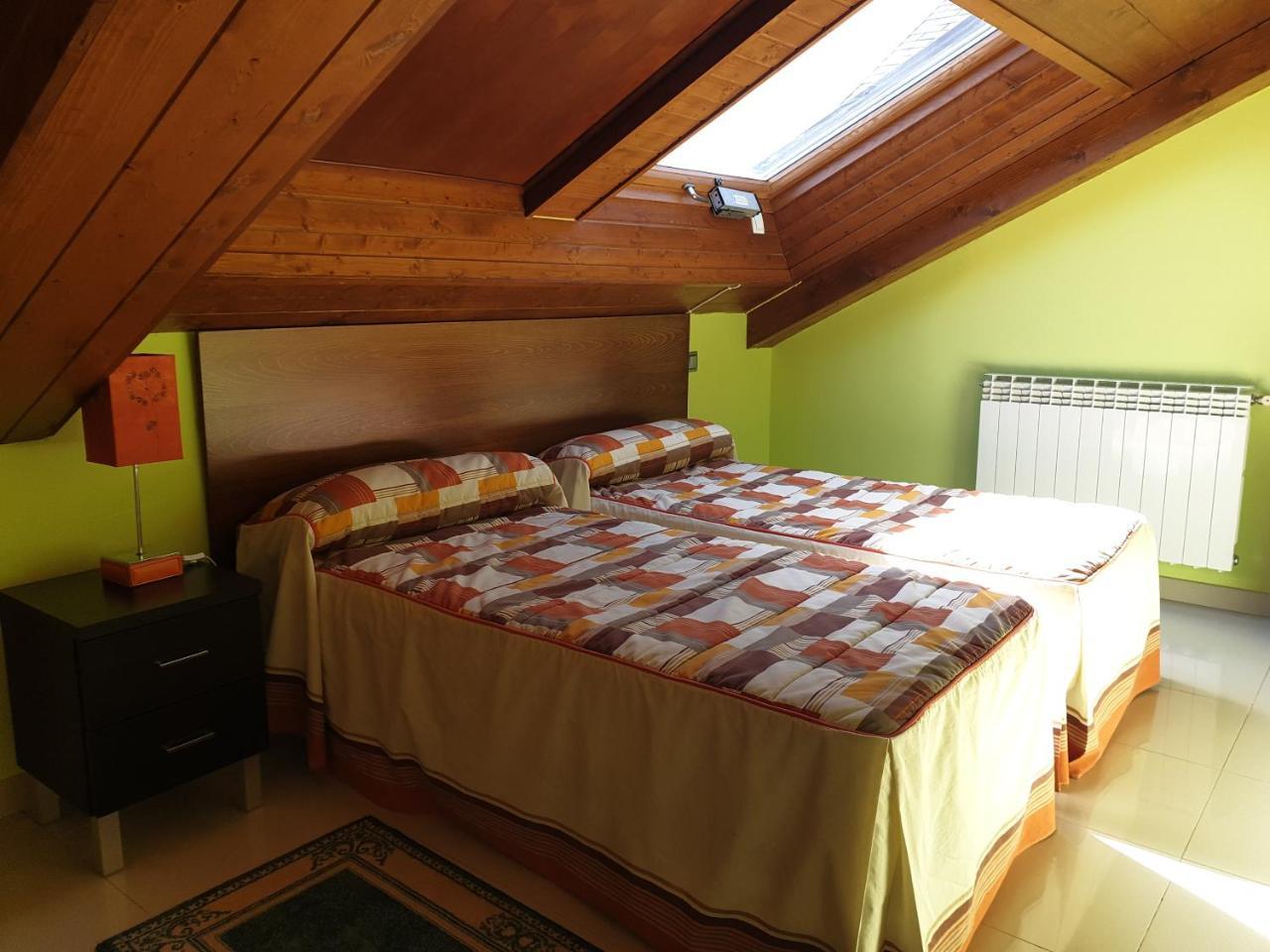 Apartamentos Monte Hernanz Ріаса Екстер'єр фото